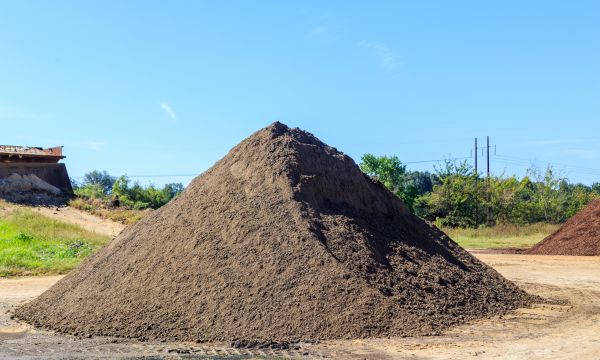 Black Dirt Delivery in Citrus Heights
